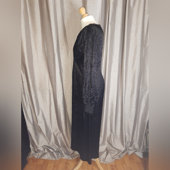Black satiny long sleeve maxi dress UK 12 Joe Browns Goth Whimsigoth Halloween - Picture 5 of 13